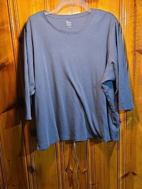 Kim Rogers Blue Women’s 3/4 Sleeve Crew Neck Top